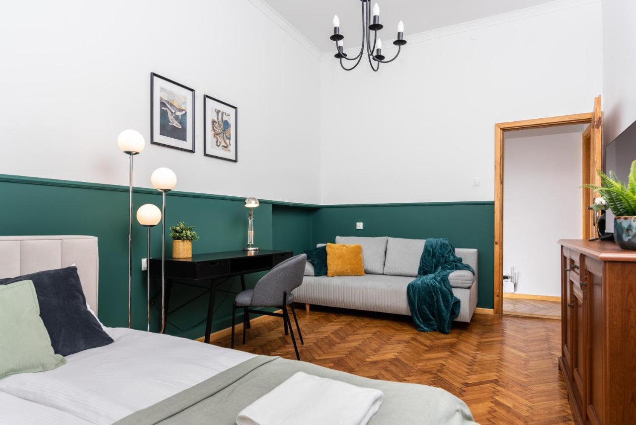 Classy Old Town Apartment - By Upstairs Krakov Exteriér fotografie